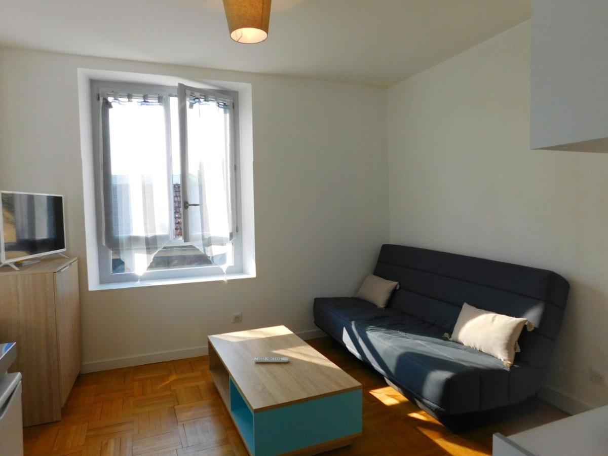 Situe En Centre De Aignan Apartment *